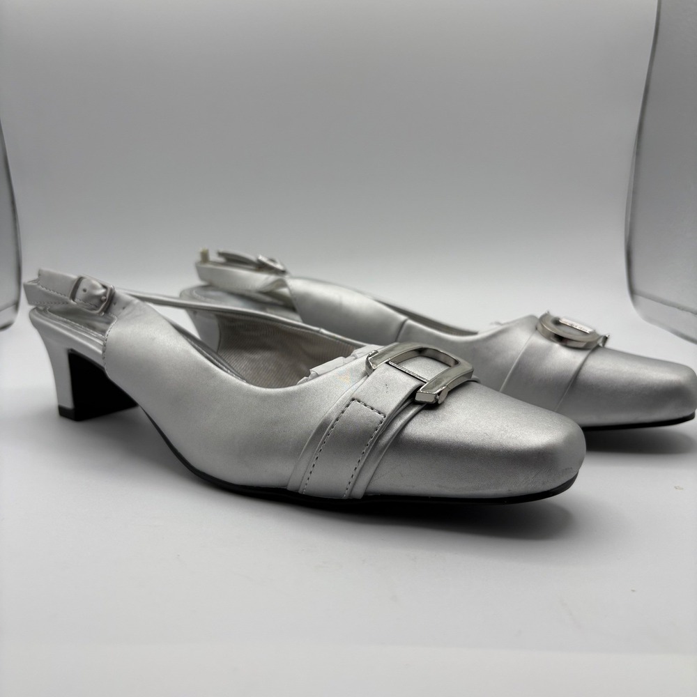 Easy Street‎ Alive 5 Silver Satin Slingback Heels Buckle Square Toe 7.5M 11-0487